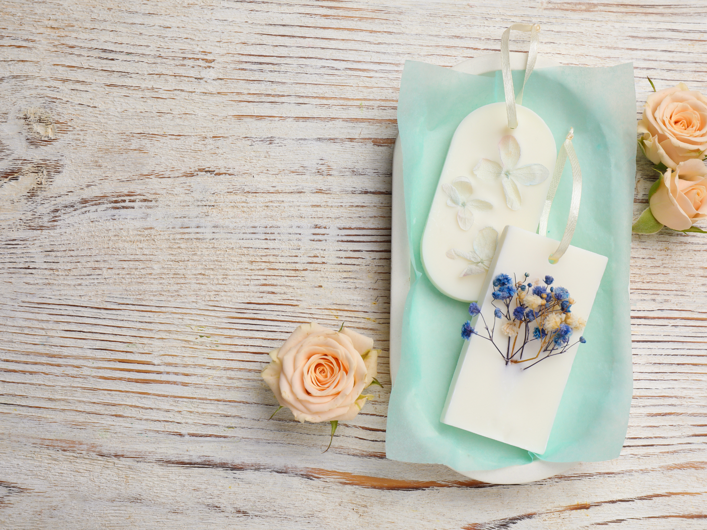 Holiday Special Botanica Wax sachet – Limited Edition Scents for the Festive Season